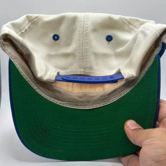 Vintage 1994 The NBA Finals Logo Athletic Sharktooth Snapback Hat - Picture 3 of 8